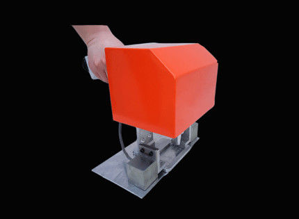 China CHUKE-de Gravuremachine 0.2-0.6 Mpa van de Puntpen voor het Merken van de Code van Qr van het Metaalblad leverancier